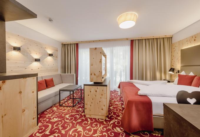 Esempio di camera, Camera doppia con balcone