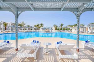 Menaville Safaga****