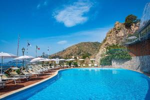Baia Taormina****