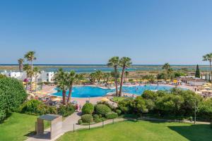 Golden Club Cabanas***