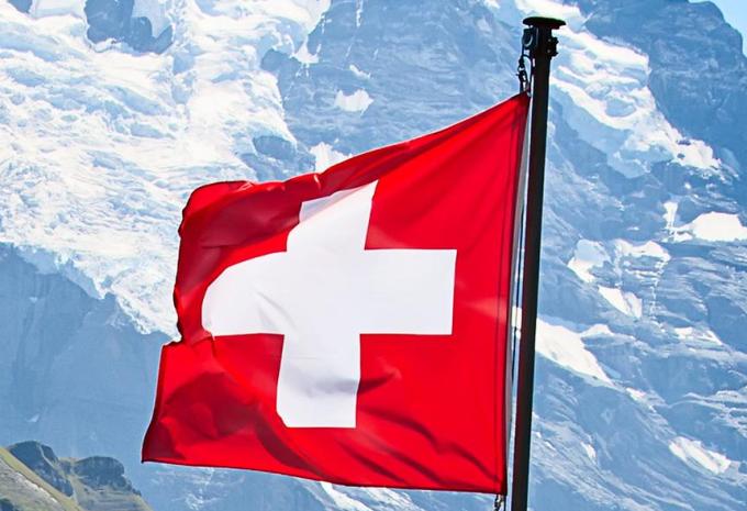 Voralpen-Express & Centovalli-Bahn im Winter - Zugrundreise