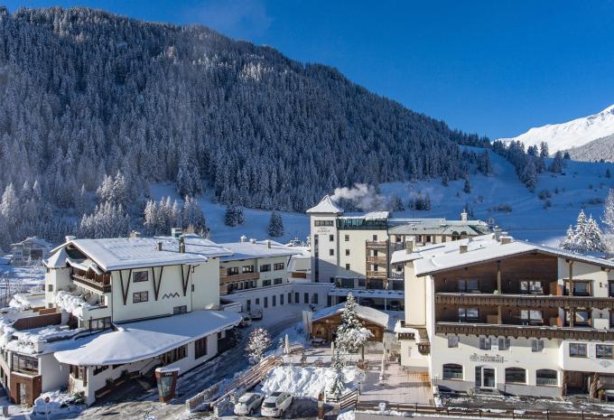 Mein Almhof, Nauders