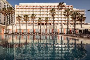 Qawra Palace Resort & SPA****