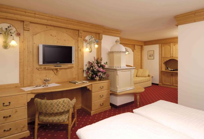 Zimmerbeispiel, Junior Suite Balkon «Zircone»
