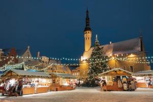 Tour dell'Avvento con i mercati di Natale di Riga e Tallinn