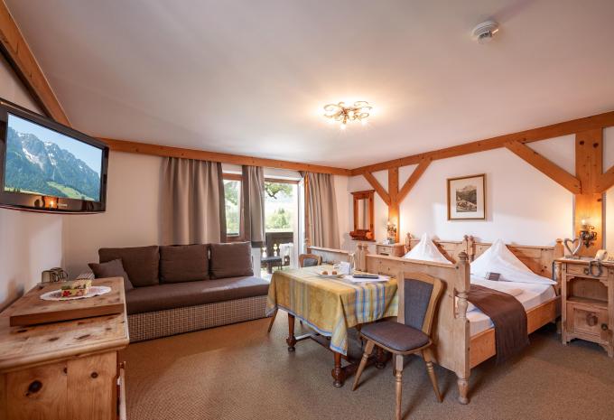 Zimmerbeispiel, Doppelzimmer Basic Balkon Gartenseite