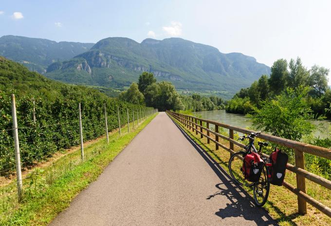 La piste cyclable de l'Adige - À travers le Tyrol du Sud jusqu'à Vérone - tour à vélo