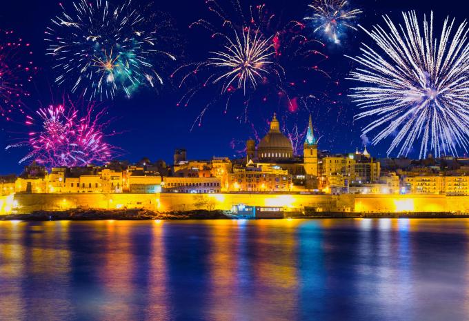 Feuerwerk über Valletta