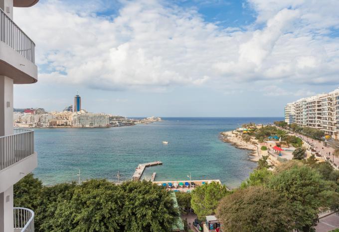 Blick aufs Meer vom Hotel Regency aus