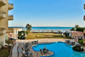 Magic Beach Hotel****