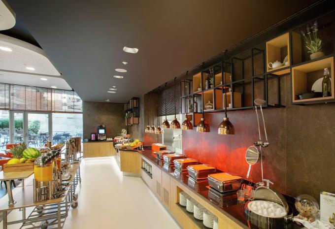 Hilton Garden Inn Tirana - Frühstücksbuffet