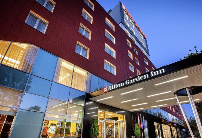 Hilton Garden Inn Tirana - Außenansicht