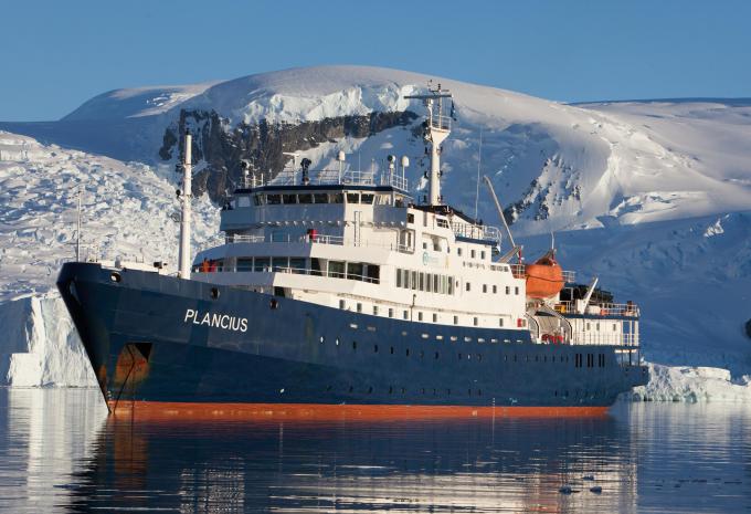 MS Plancius